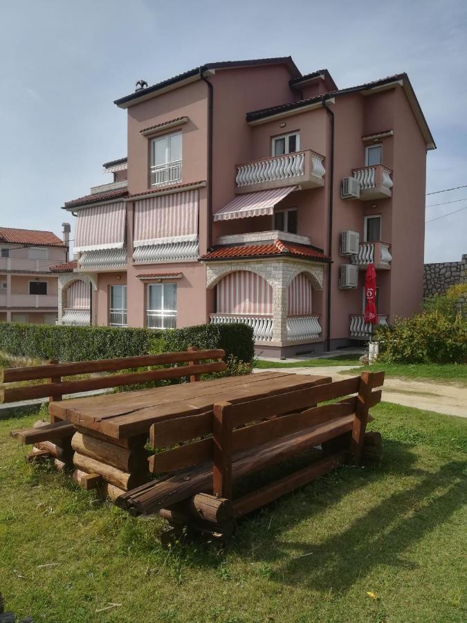 Apartmani Danijela Tomicic Lopar Zewnętrze zdjęcie